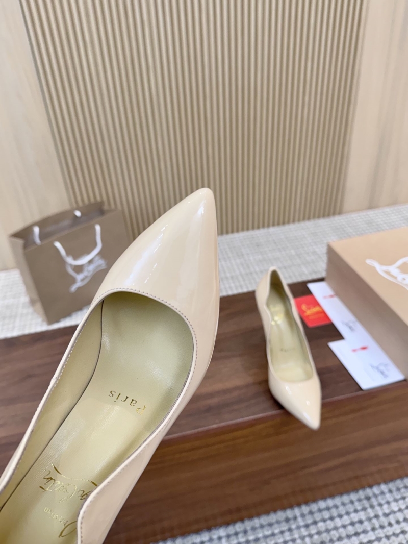 Chr1st1an louboutin heeled shoes